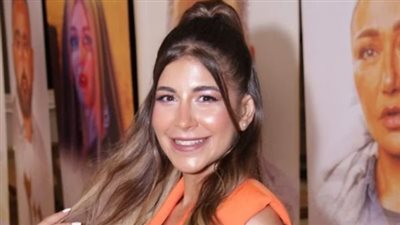 ملك قورة: دوري يجنن في فيلم 200 جنيه |فيديو