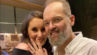 محمد محمود عبد العزيز يُعلن زواجه في عيد ميلاده