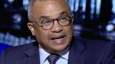 خبير حقوقي يطالب بحذف خانة الديانة من البطاقة: الرئيس يحارب لإنهاء التمييز