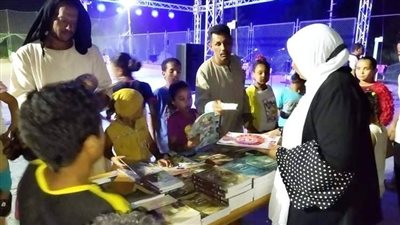 القوافل الثقافية والمسارح المتنقلة تواصل فعالياتها وعروضها بقرى أسوان