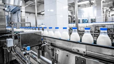 الصناعات الغذائية: نمو سوق اللبن المعبأ إلى 55 % خلال 2020 