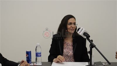 ما أفضل السياسات للحد من الزيادة السكانية؟.. مديرة المركز الديموجرافي تجيب