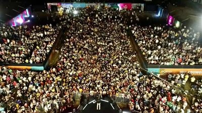 رامي صبري نجم أقوي حفلات الساحل الشمالي.. وعزيز الشافعي وتامر حسين مفاجأة الحفل صور