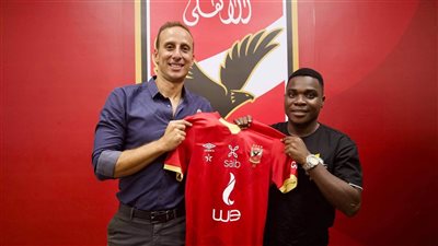 الأهلي يتعاقد رسميًا مع الموزمبيقي ميكيسوني ثاني صفقات الفريق