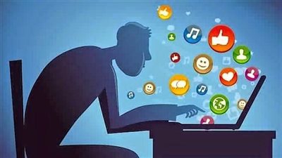 هل يجوز تناول اليوتيوبرز تفاصيل حياتهم الخاصة على مواقع التواصل؟