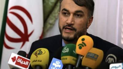 وزير الخارجية الإيراني يزور دمشق للقاء بشار الأسد