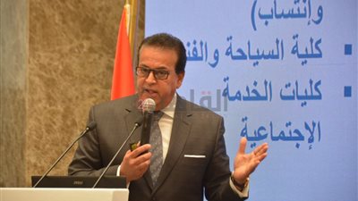 أمين مجلس الجامعات الخاصة والأهلية: 60 ألف طالب دخلوا على موقع تسجيل الرغبات اليوم | فيديو