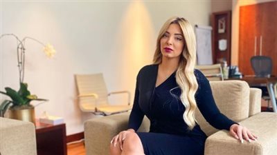 مستفزة وعايزة لقطة.. حلقة مي حلمي وأحمد صالح تثير أزمة بين الجماهير