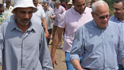 محافظ بورسعيد لـ المزارعين: الدولة تنشئ أكبر محطة معالجة مياه لتوفير السماد