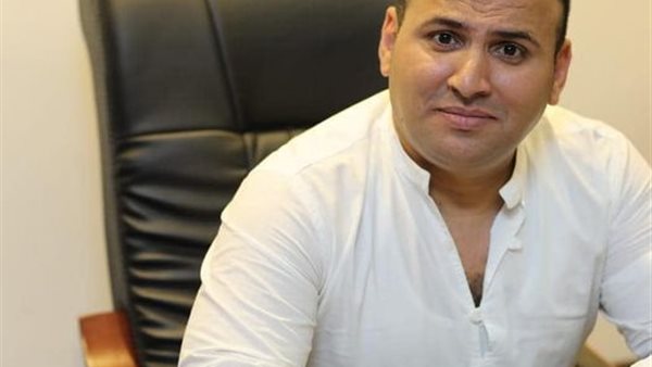  بدوى شلبى رئيس قسم