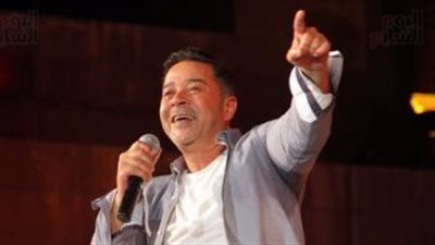 مدحت صالح يمازح جمهور القلعة: بحبكم أكتر ما هاني شاكر بيحبكم