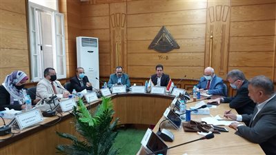 جامعة بنها: فرق طبية مُتحركة لتطعيم الطلاب بالكليات قبل بدء العام الدراسي الجديد