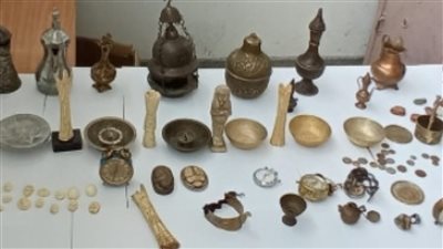 حفاظا على التراث القومي.. القبض على 3 أشخاص بحوزتهم 36 قطعة أثرية 