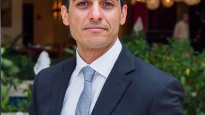 طبيب انتشار أوبئة يكشف حقيقة سلبية مسحة مصابي متغير دلتا │ تفاصيل