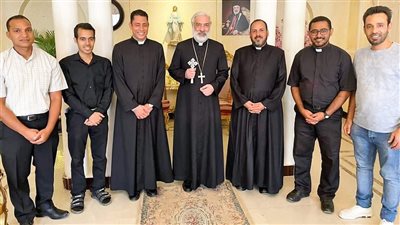 مطران المنيا للأقباط الكاثوليك يلتقي بالشمامسة الإكليريكيين بالإيبارشية