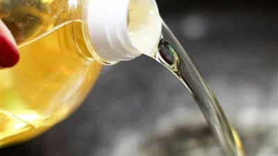 %95 تأتي من الخارج.. كيف تقلل مصر استيراد الزيوت بعد ارتفاع الأسعار؟