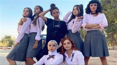 بعد تصدرهن مواقع التواصل.. من هن بطلات مدرسة الروابي؟