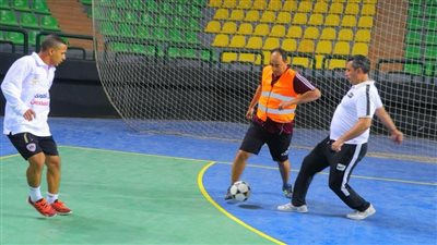 مكافحة الإدمان ينظم يوما رياضيا للمتعافين من تعاطي المخدرات بالبحر الأحمر