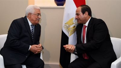 الرئيس السيسي يستقبل نظيره الفلسطيني بقصر الاتحادية