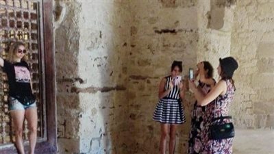 جولة سياحية لرواد السفينة Blue Sapphire بقلعة قايتباي في الإسكندرية