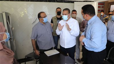 إحالة 226 من العاملين بمستشفيات منوف للنيابة الإدارية لتركهم العمل دون إذن