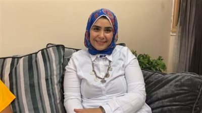 كنت بتعاير بسبب الإعدادية.. أميرة تروي قصة تفوقها في الثانوية العامة بعد 20 سنة من تركها التعليم