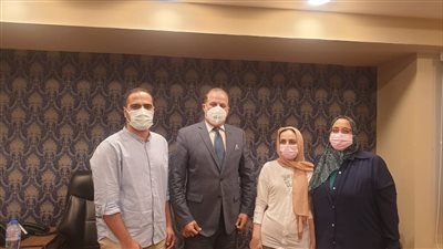 التعليم العالي: تطعيم 124 مبعوثًا مصريًّا ضد فيروس كورونا