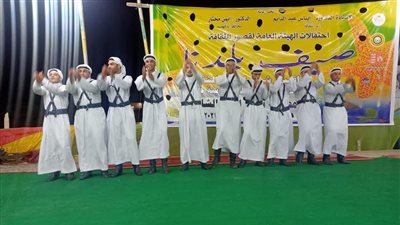 أفراح النوبة بين المصطافين في رأس البر.. والدبكة العريشية في جمصة