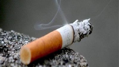 أمين الفتوى: بيع السجائر لا يجوز شرعا والعمل به مباح في هذه الحالة