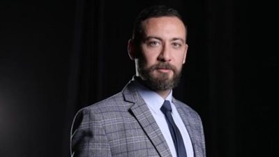 رمضان 2024.. عابد عناني محام في مسلسل صلة رحم بطولة إياد نصار ويسرا اللوزي