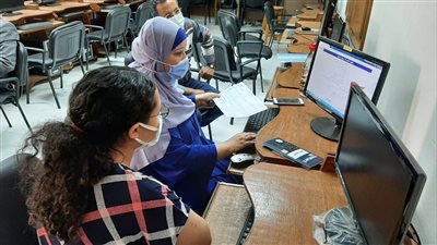 إقبال كثيف على معامل تنسيق هندسة وبنات عين شمس لتسجيل الرغبات