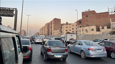 تكدسات مرورية بالطريق الدائري في الاتجاه من الرماية للمحور