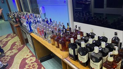  التهرب الجمركي حُرر محضر ضبط خمور أجنبية الصنع غير خالصة الضرائب والرسوم