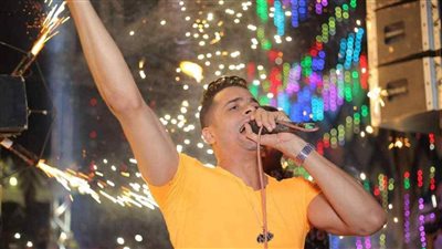 بعد إيقاف حسن شاكوش ورضا البحراوي.. 10 قواعد قبل صعود المطرب على المسرح