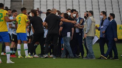 بسبب مباراة الأرجنتين والبرازيل.. توتنهام يفرض غرامة على ثنائي الفريق