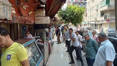 تُقدم أطعمة فاسدة.. غلق مطعمين للمشويات والمأكولات البحرية في الزقازيق | صور