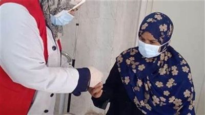 دعم صحة المرأة: كل سيدة فوق 25 عامًا يجب أن تجري فحصًا شهريًا على الثدي