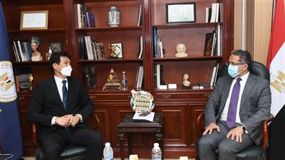 وزير السياحة يلتقي سفير كوريا الجنوبية بالقاهرة لبحث سبل التعاون بين البلدين │ صور 