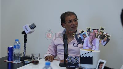 خالد يوسف: زيادة التعصب الكروي نتيجة جهل وليس عمليات إلهاء ممنهجة │ فيديو