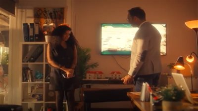 سهر الصايغ تتعرض للتحرش في الحلقة الثالثة من مسلسل إلا أنا حكاية بيت عز