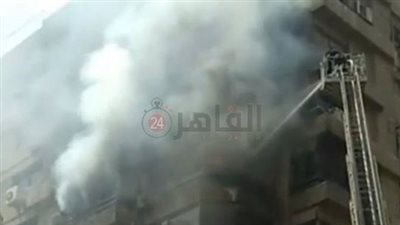 بـ 3 سيارات إطفاء.. الحماية المدنية تحاول السيطرة على حريق شقة سكنية بالمهندسين