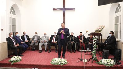 رئيس الإنجيلية يشارك في رسامة مينا صفوت صموئيل قسًّا بمجمع العليا الإنجيلي