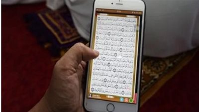 دار الإفتاء توضح ثواب قراءة القرآن الكريم من الشاشة الإلكترونية 