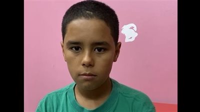  وُلد بالسجن وأجبره والده على التسول.. من هو بدر طفل المقطم؟