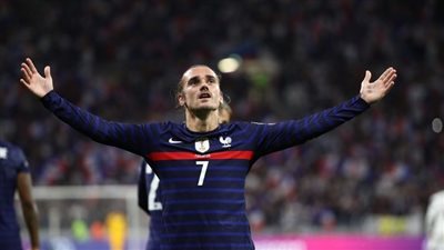 فرنسا تفوز على فنلندا بثنائية في تصفيات كأس العالم 