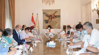 كيف تحتفي وزارة الثقافة بمرور 40 عامًا على رحيل صلاح عبد الصبور؟