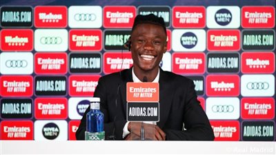 كامافينجا: بنزيما قدوة لكل الفرنسيين.. وحققت حلمي باللعب في ريال مدريد 