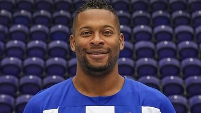 هيرنانديز يشارك في تدريبات رجال يد الأهلي استعدادًا للسوبر الإفريقي