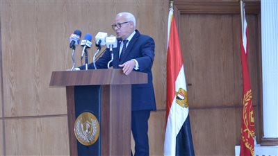 محافظ بورسعيد ينهي الجدل حول أزمة فاطمة الزهراء: لن يضار مواطن وسيتم التقنين لمن ينطبق عليهم الشروط