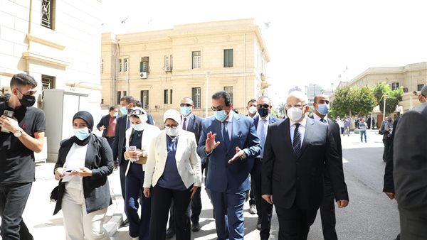 جولة تفقدية لوزيرة